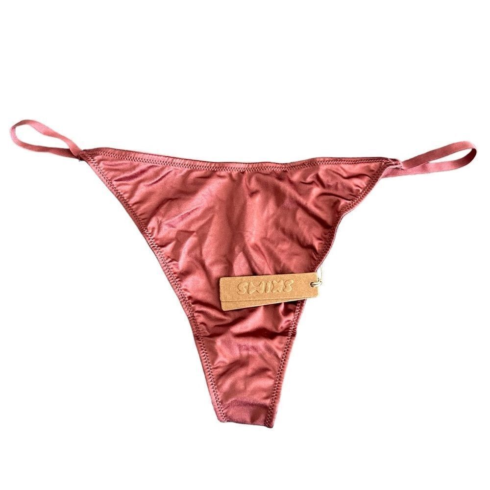 NWT SKIMS Sexy G-String Satiny Lingerie Berry Pink Thong Panty